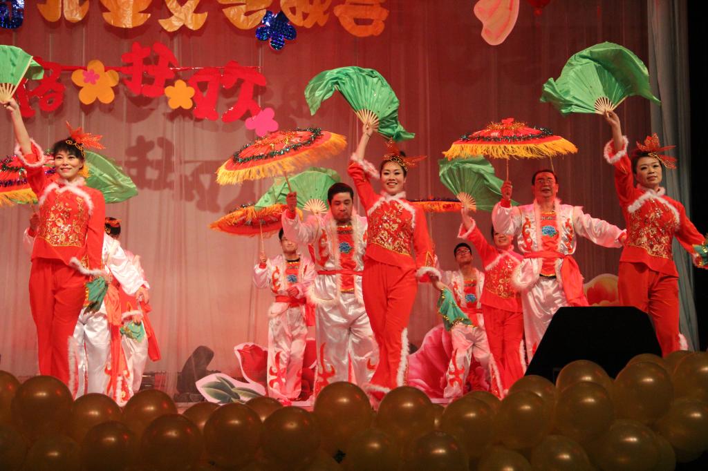 欢快的陕北秧歌