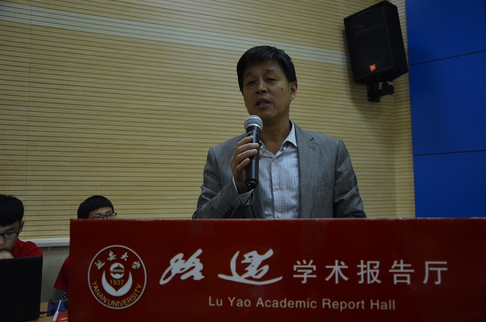 校学工部部长高峰讲话